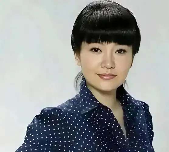 操B直播用户评价头像展示图一